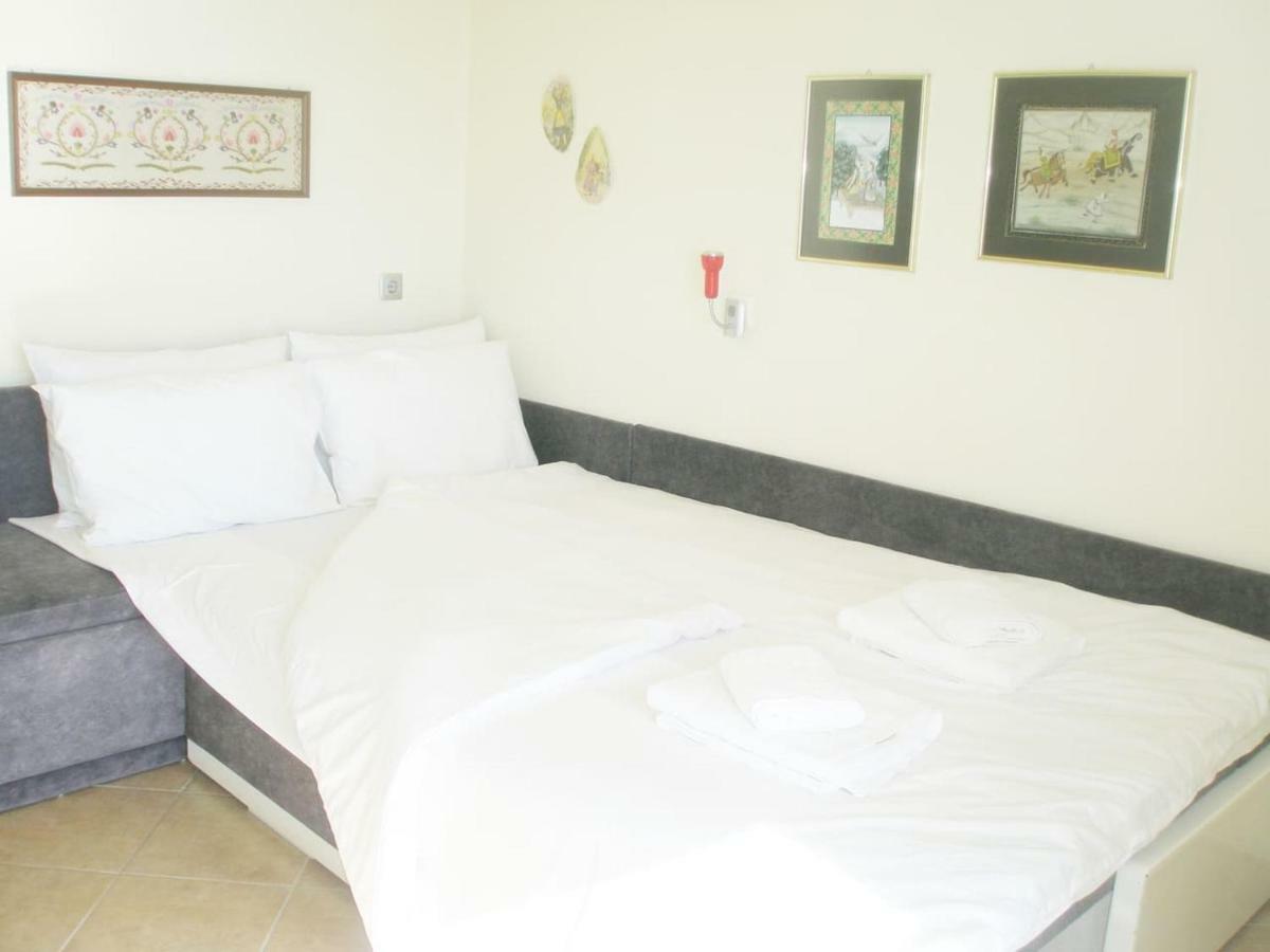 Metamorphosis - Halkidiki Apartment On The Beach Metamorfosi  Dış mekan fotoğraf